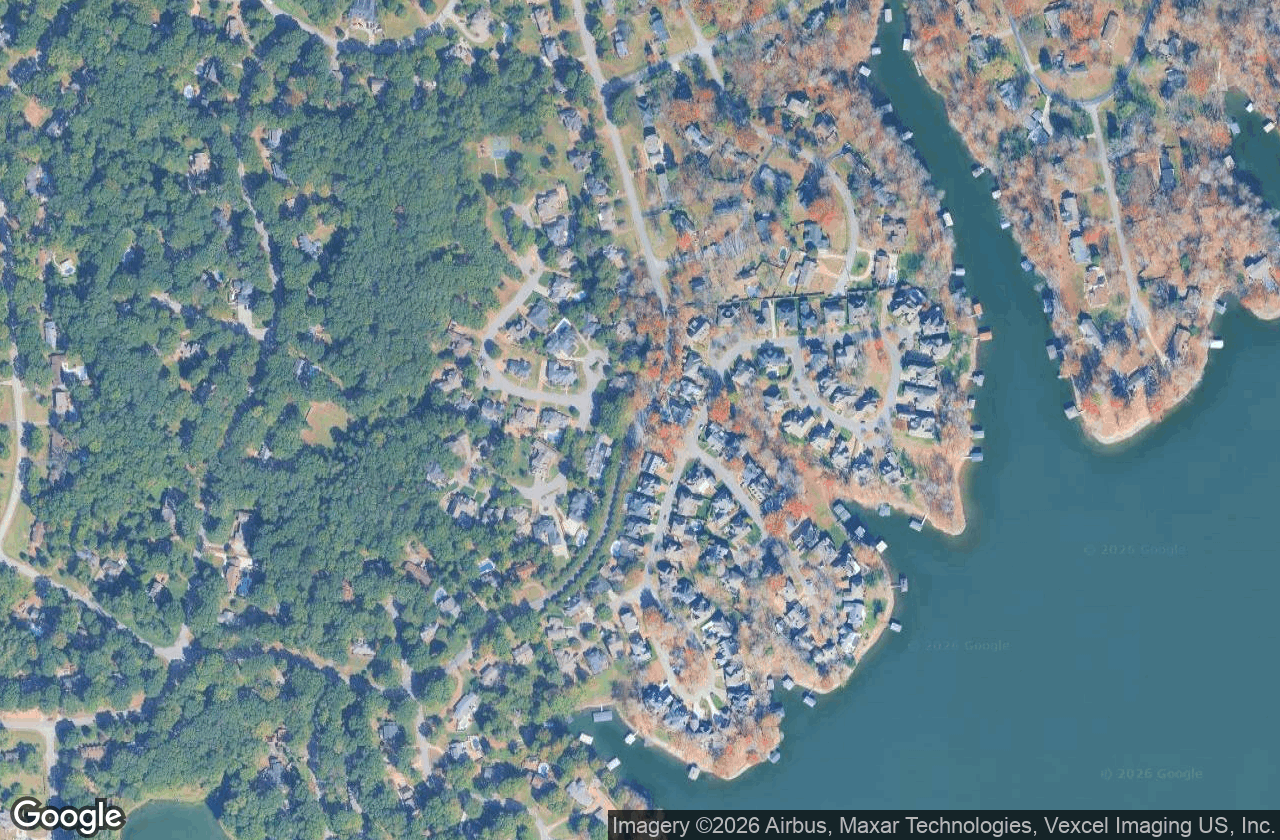 Hidden Point's peninsula setting on Old Hickory Lake